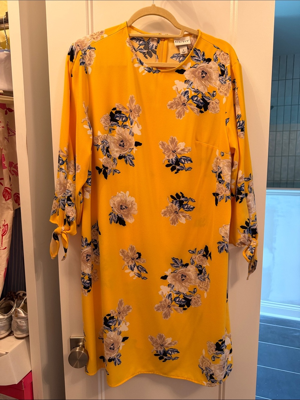 Ava & Viv Yellow Floral Elbow-Sleeve Shift Dress